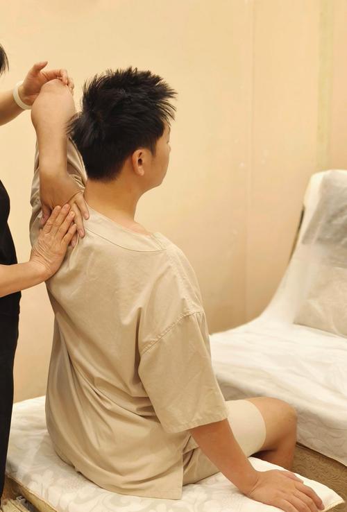 武汉桑拿实测：IT人如何缓解肩颈疲劳与睡眠问题